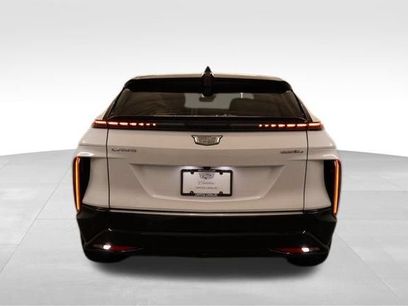 New 2026 Cadillac Lyriq Signature Luxury