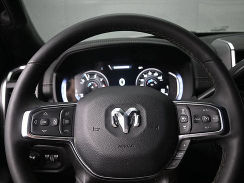 Used 2026 RAM 2500 Laramie AWD/4WD image 12