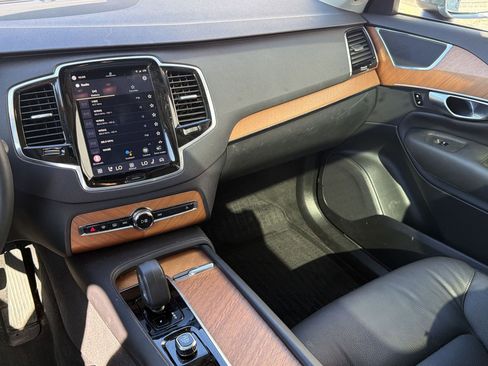 Used 2023 Volvo XC90 B6 Plus w/ Protection Package Premier image 27