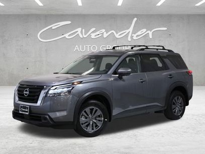 New 2025 Nissan Pathfinder SV