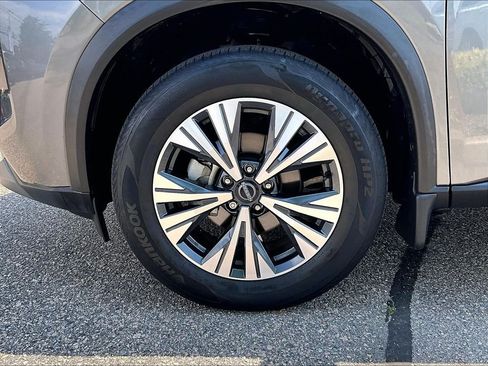 Used 2023 Nissan Rogue SV w/ SV Premium B Package AWD/4WD image 7
