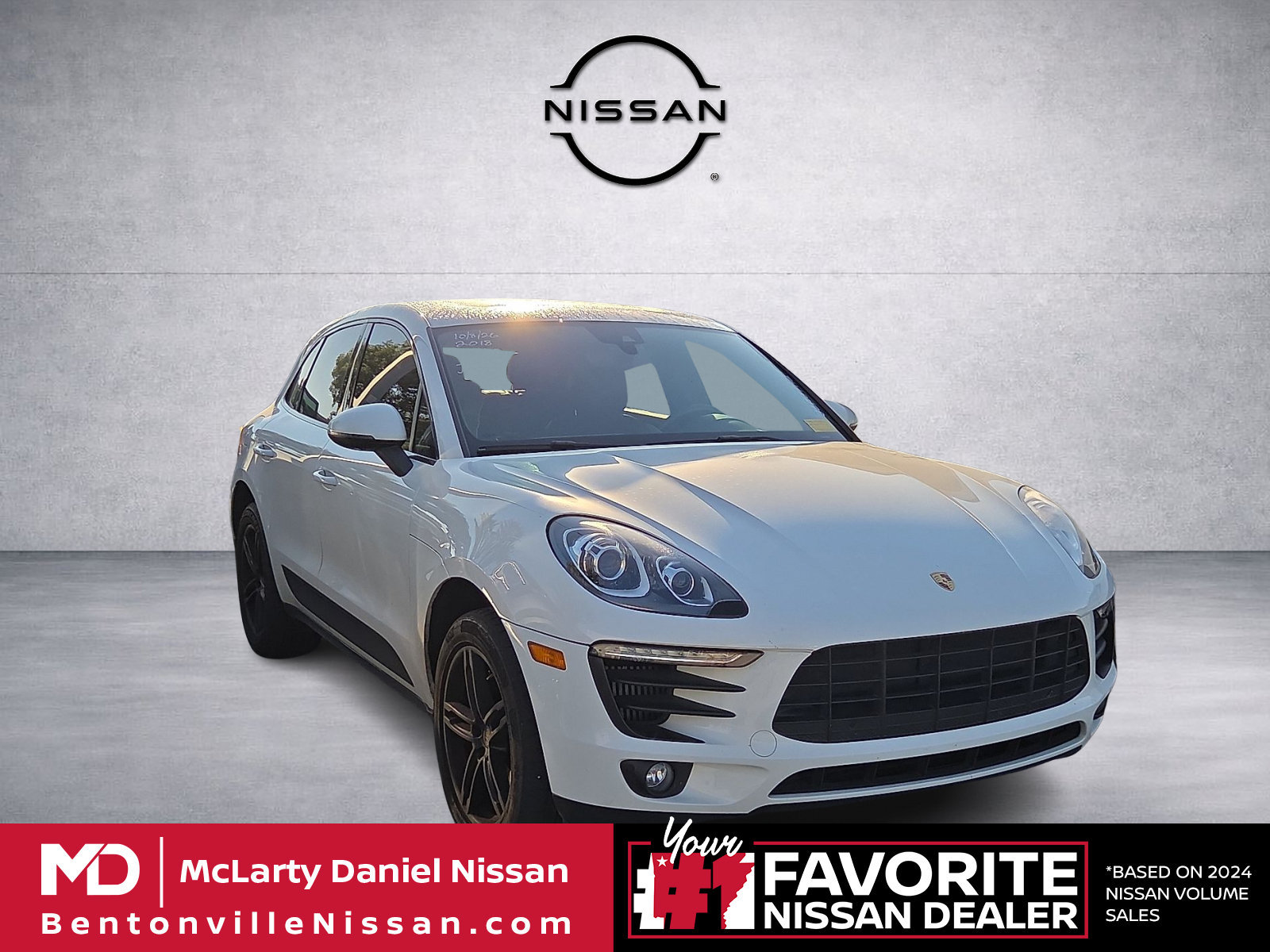 Used 2018 Porsche Macan S AWD/4WD image 1