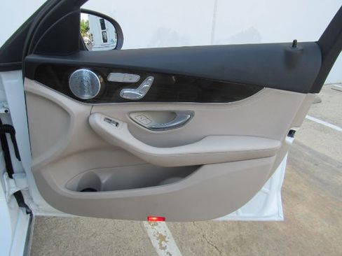 Used 2016 Mercedes-Benz C 300 Sedan image 19