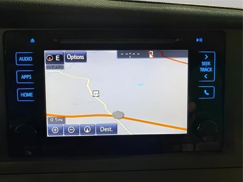 Used 2015 Toyota Sienna XLE w/ XLE Navigation Package image 21