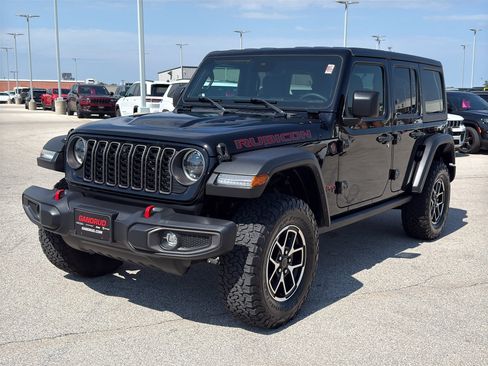 Used 2024 Jeep Wrangler Unlimited Rubicon w/ Technology Group AWD/4WD image 2