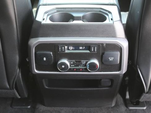 Used 2018 Ford Expedition Max Platinum AWD/4WD image 24