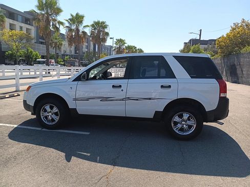 Used 2003 Saturn Vue AWD image 5