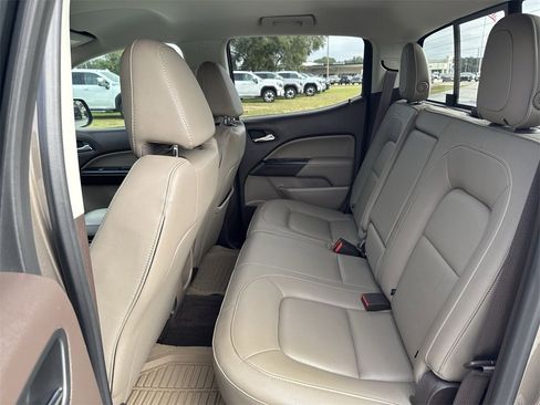 Used 2017 GMC Canyon SLT w/ Driver Alert Package image 28