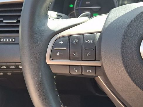 Used 2022 Lexus RX 450h AWD w/ Luxury Package image 26