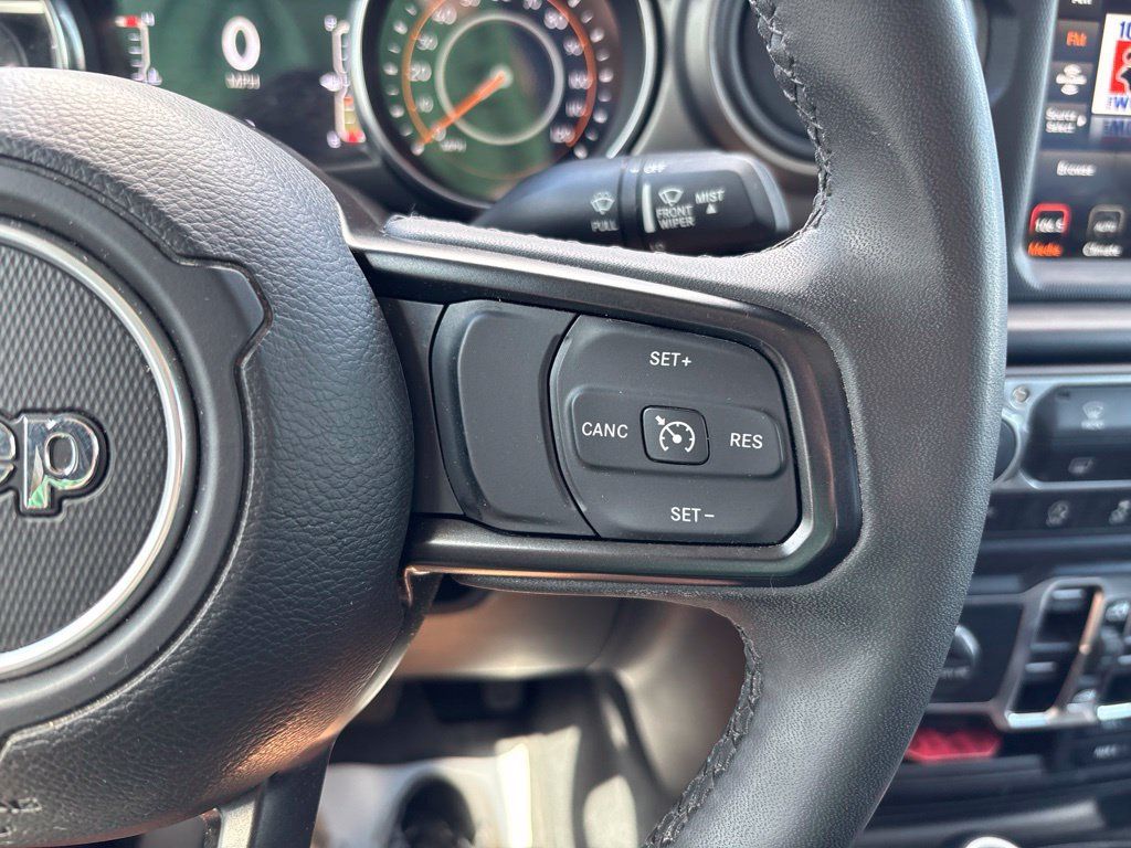 Used 2023 Jeep Gladiator Sport AWD/4WD image 37