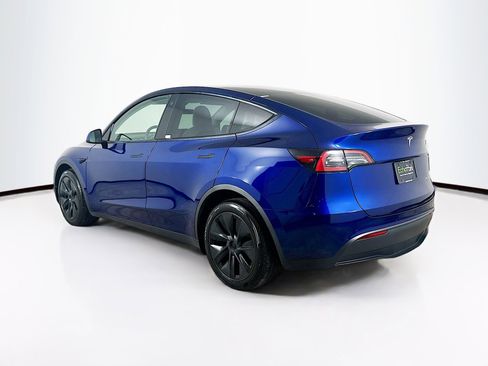 Used 2022 Tesla Model Y Long Range AWD/4WD image 5