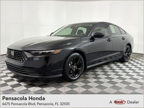 Used 2025 Honda Accord SE image 1