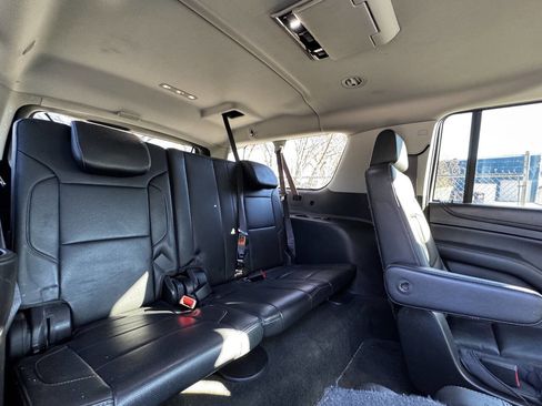 Used 2016 Chevrolet Suburban LTZ image 19