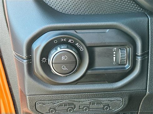 New 2025 Jeep Gladiator Rubicon w/ Convenience Group image 10