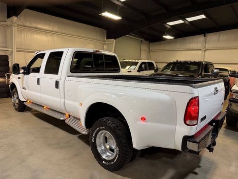 Used 2000 Ford F350 XLT AWD/4WD image 2