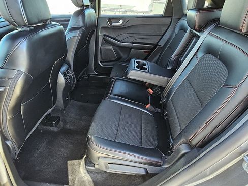 Used 2025 Ford Escape ST-Line image 20