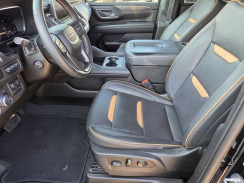 Used 2023 GMC Yukon AT4 w/ AT4 Premium Plus Package AWD/4WD image 11