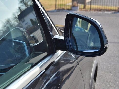 Used 2023 BMW X5 xDrive40i w/ Premium Package image 10