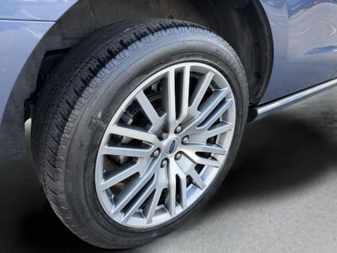 Used 2022 Ford Expedition Platinum image 49