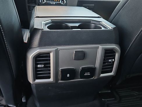 Used 2022 Ford F250 Lariat w/ Lariat Value Package image 21