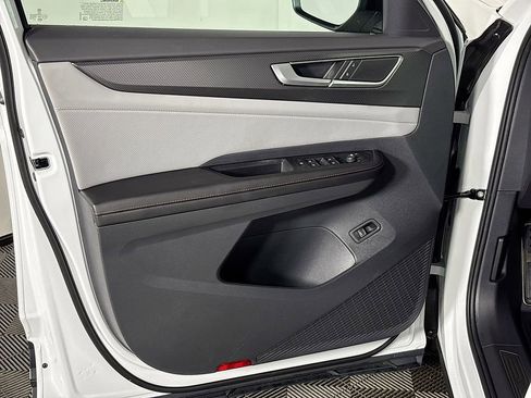 New 2026 Volkswagen Atlas Peak Edition image 10