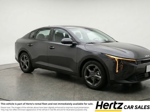 Used 2025 Kia K4 FWD image 1
