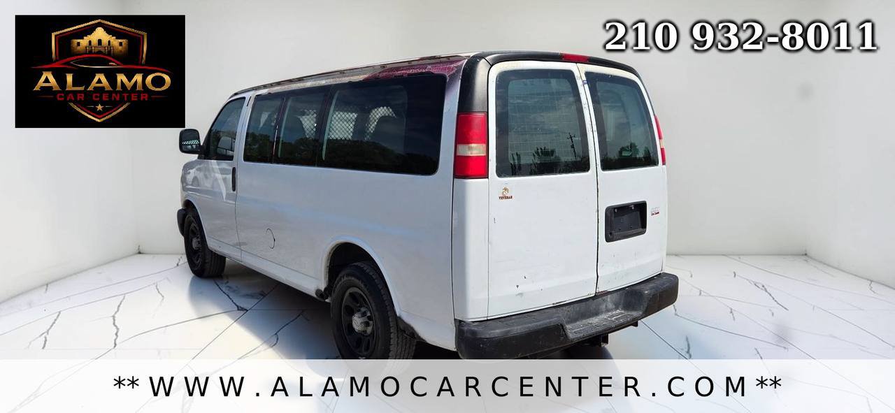 Used 2009 Chevrolet Express 1500 RWD image 3