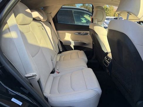 Used 2026 Genesis GV70 2.5T Select image 11