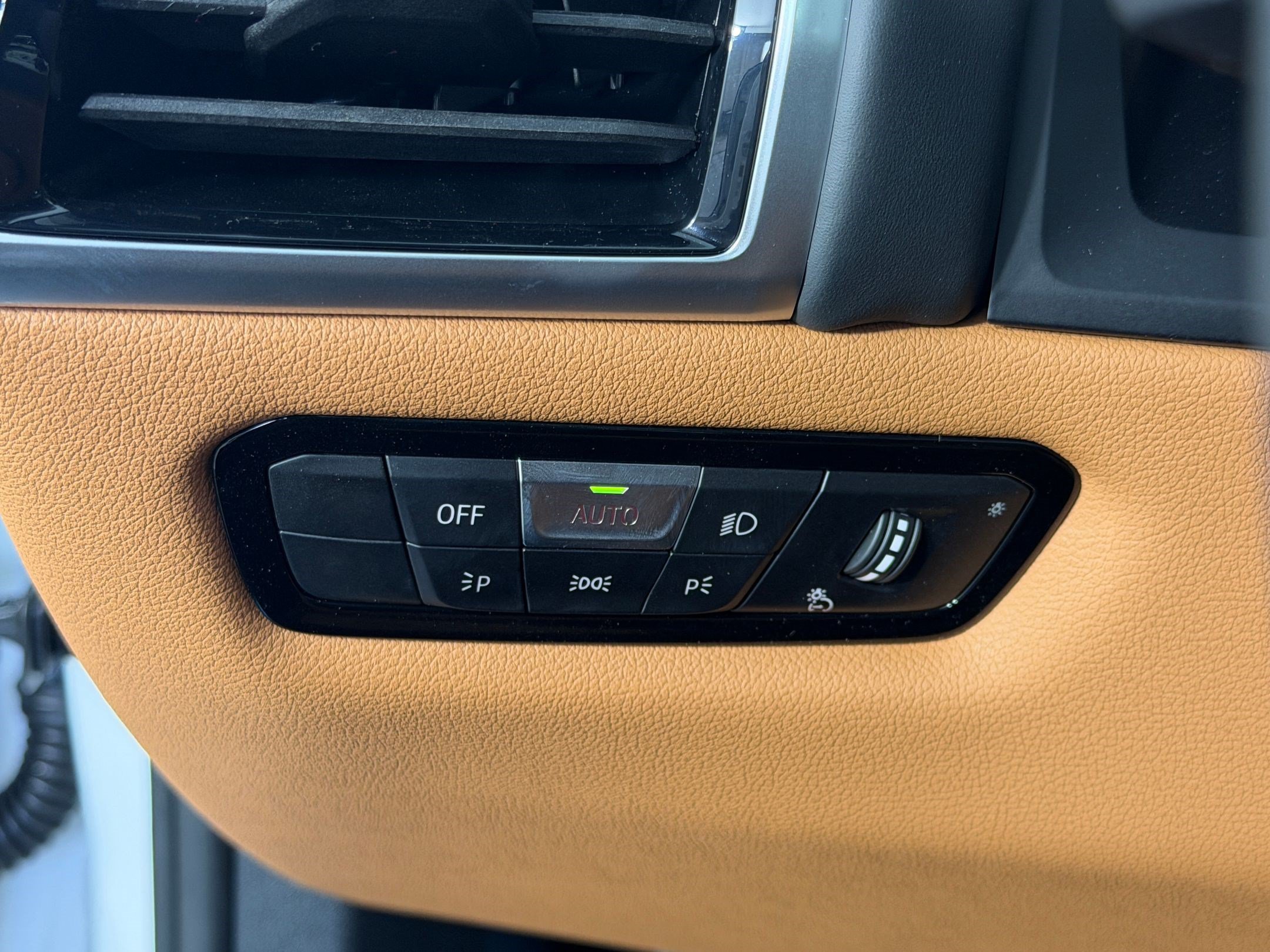 Used 2026 BMW 840i RWD image 19