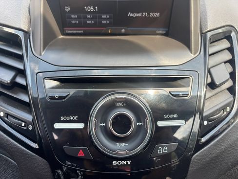 Used 2014 Ford Fiesta Titanium w/ Exterior Protection Package FWD image 17
