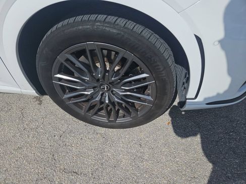 Used 2023 Lexus RX 500h F Sport w/ Cold Area Package AWD/4WD image 4