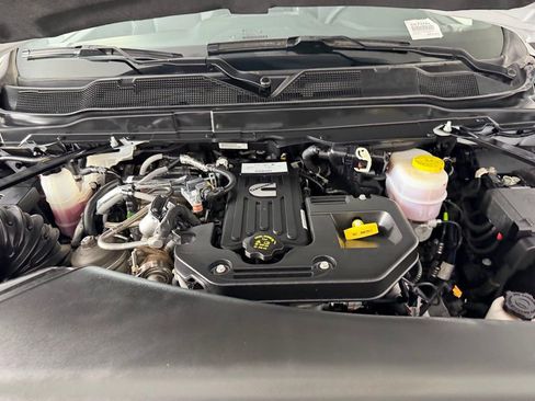 Used 2025 RAM 2500 Laramie image 34