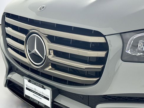 New 2026 Mercedes-Benz GLS 580 4MATIC image 13