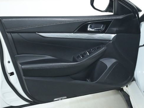 Used 2017 Nissan Maxima 3.5 SV w/ Interior Lighting Package image 15