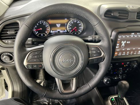 Used 2022 Jeep Renegade Latitude w/ Convenience Group image 11