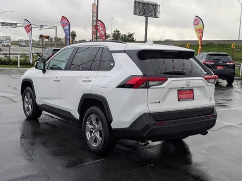 Used 2025 Toyota RAV4 XLE image 11