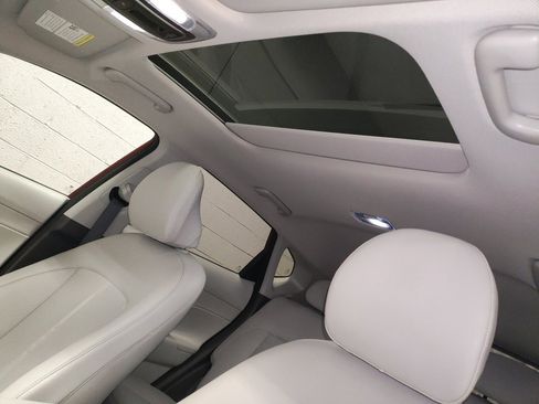 Used 2024 Hyundai Kona Limited image 26