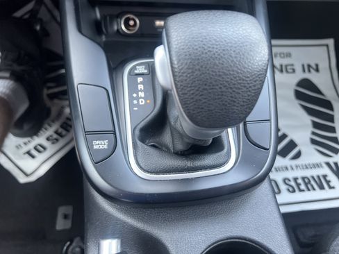 Used 2024 Kia Soul LX w/ Option Group 015 FWD image 28