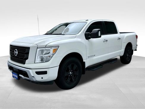 Used 2021 Nissan Titan SV w/ SV Convenience Package AWD/4WD image 1