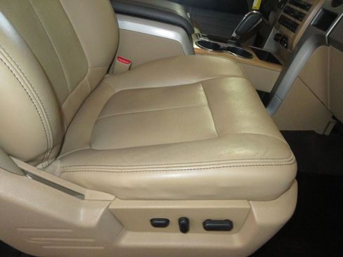 Used 2011 Ford F150 Lariat w/ Lariat Chrome Pkg AWD/4WD image 37