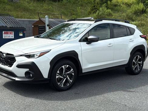 Certified 2024 Subaru Crosstrek 2.0i Premium AWD/4WD image 3