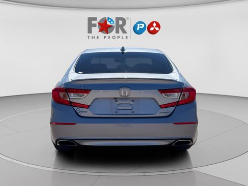 Used 2018 Honda Accord Sport image 4