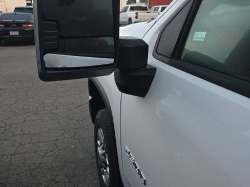 Used 2025 Chevrolet Silverado 2500 LT w/ Convenience Package AWD/4WD image 18