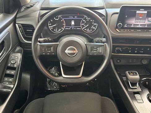 Used 2024 Nissan Rogue S AWD/4WD image 13