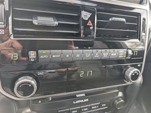 Used 2023 Lexus GX 460 Premium w/ Premium Package AWD/4WD image 30