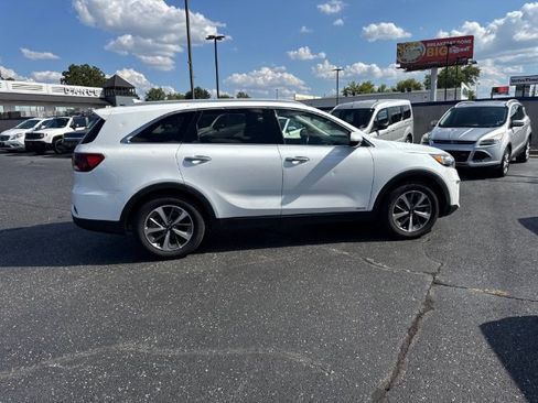 Used 2019 Kia Sorento EX AWD/4WD image 7