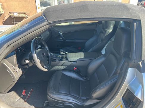 Used 2012 Chevrolet Corvette Convertible w/ 2LT Preferred Equipment Group image 5