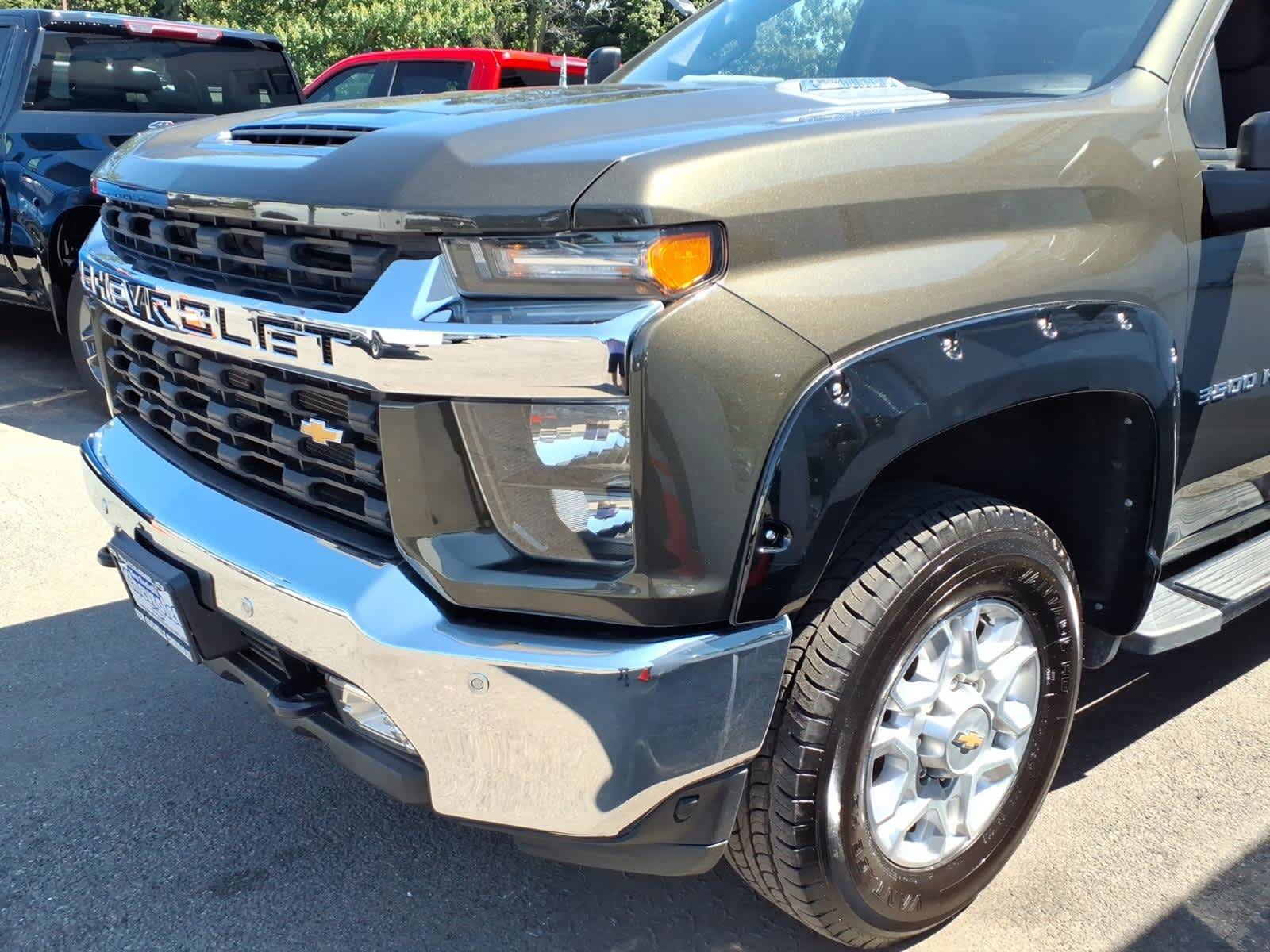 Used 2022 Chevrolet Silverado 3500 LT w/ All Star Edition AWD/4WD image 7