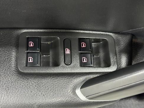 Used 2021 Volkswagen Passat 2.0T R-Line image 25