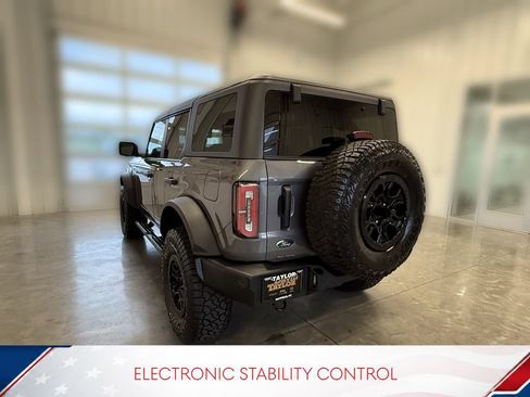 Used 2022 Ford Bronco Wildtrak AWD/4WD image 9